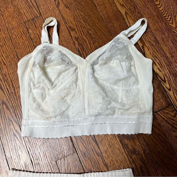 Vintage 1950s / 1960s Ivory Lace Panel Long Line Soft Cup Bra Corset Bustier - Picture 4 of 11